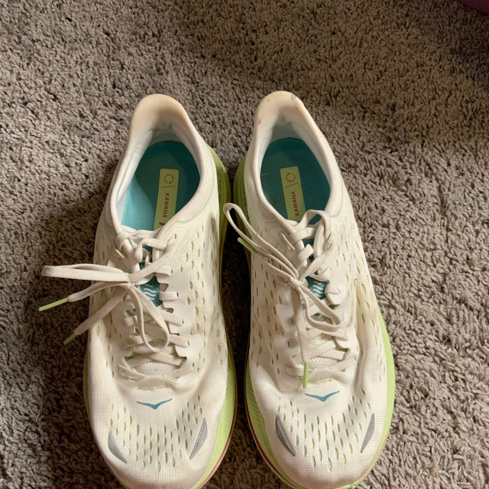 Hoka Kawana Running Shoes